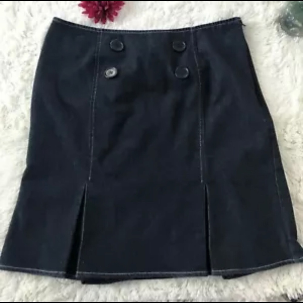 NINE & COMPANY DENIM SKIRT PLEATED KNEE LENGHT